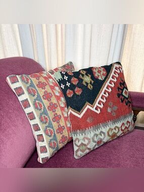 Pottery Barn Kilim Pillow Set of 2